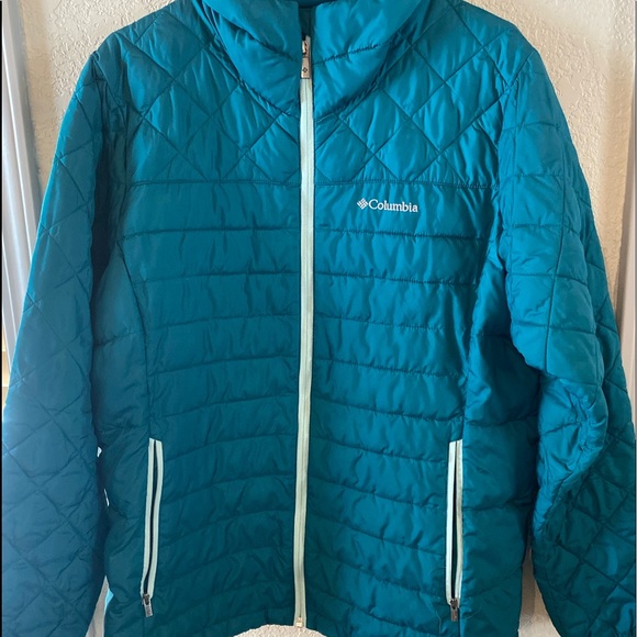 Columbia size large jacket. New condition! - Picture 1 of 4